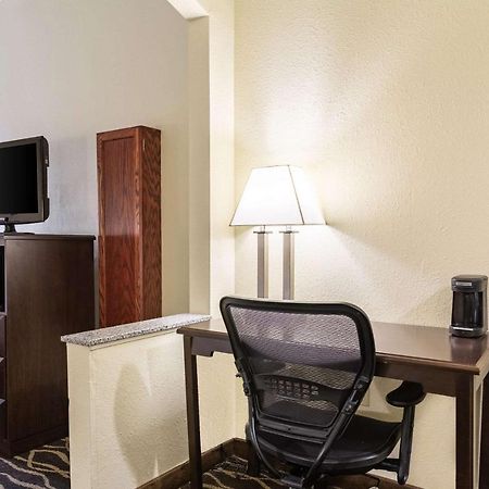 Quality Inn & Suites Southport Indianapolis Eksteriør bilde