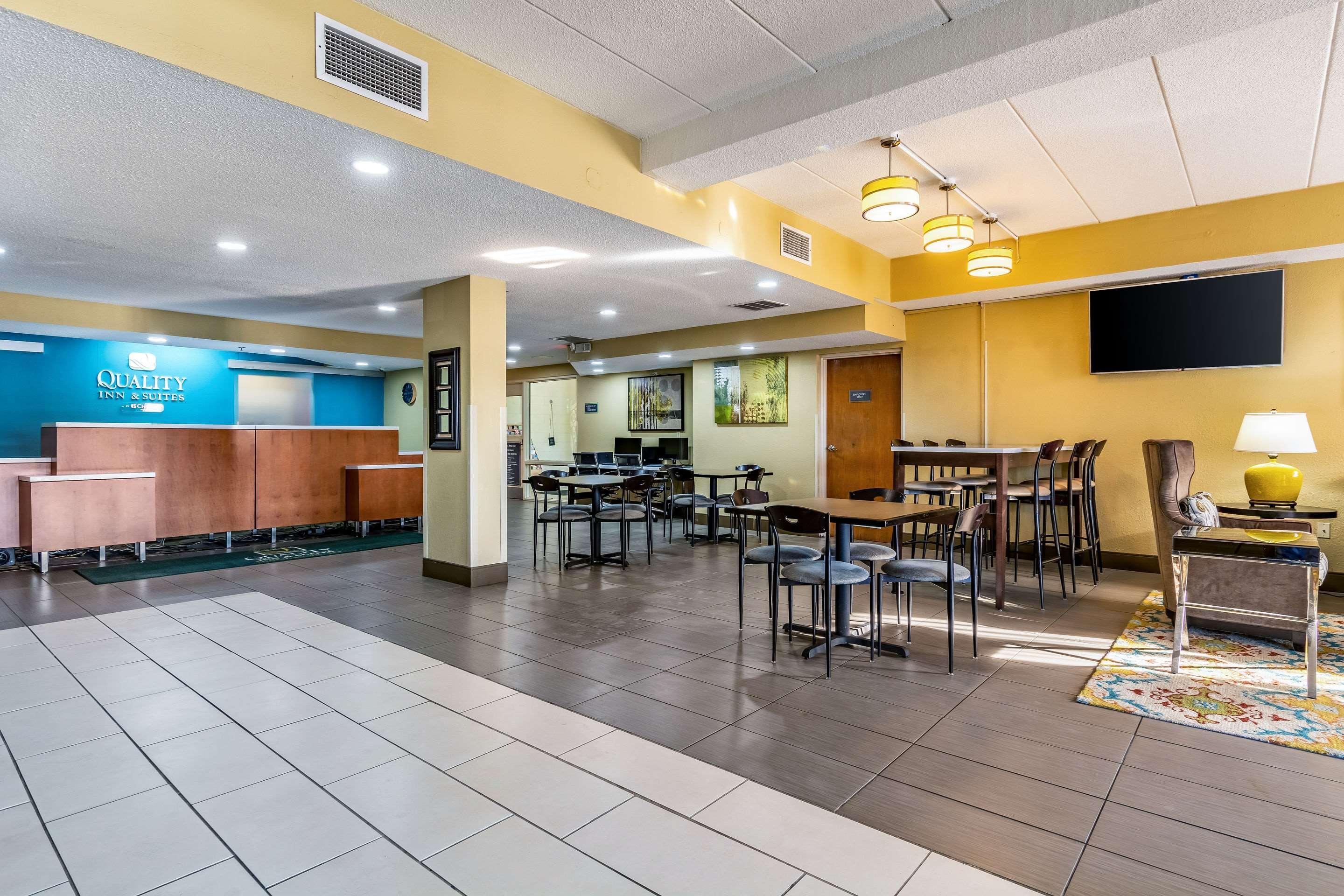 Quality Inn & Suites Southport Indianapolis Eksteriør bilde