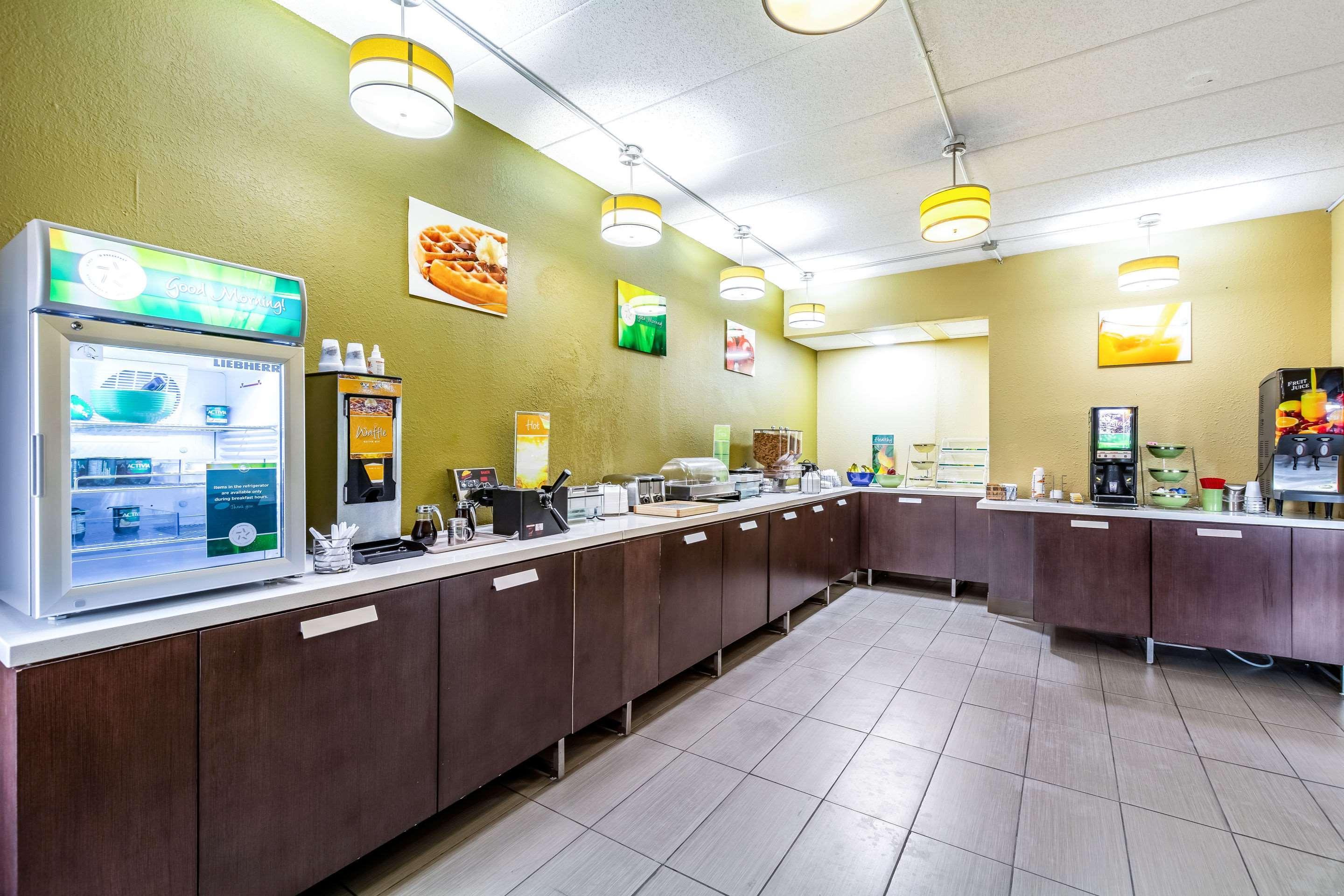 Quality Inn & Suites Southport Indianapolis Eksteriør bilde
